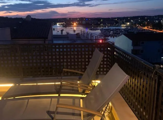 Penthouse Exceptional Sea View * 메덜린