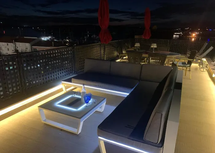 아파트 Penthouse Exceptional Sea View *