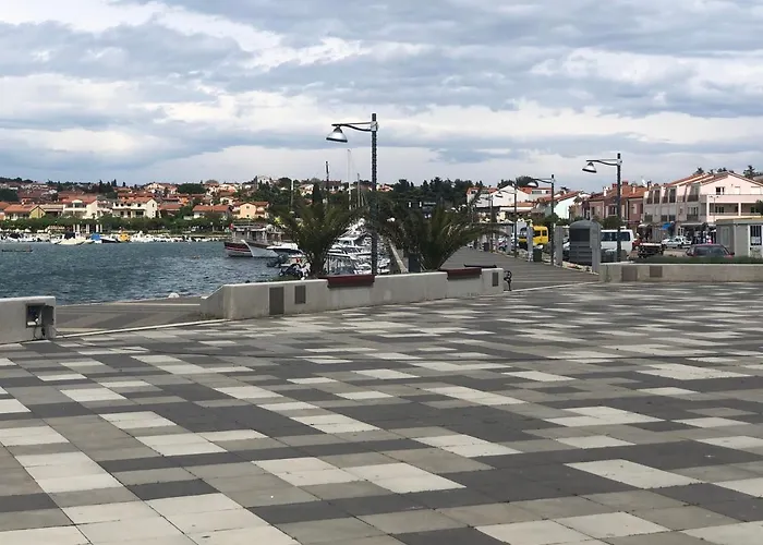 Penthouse Exceptional Sea View 메덜린