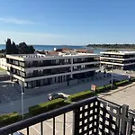 아파트 Penthouse Exceptional Sea View 메덜린