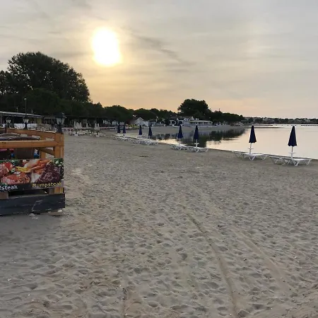 Penthouse Exceptional Sea View Apartman